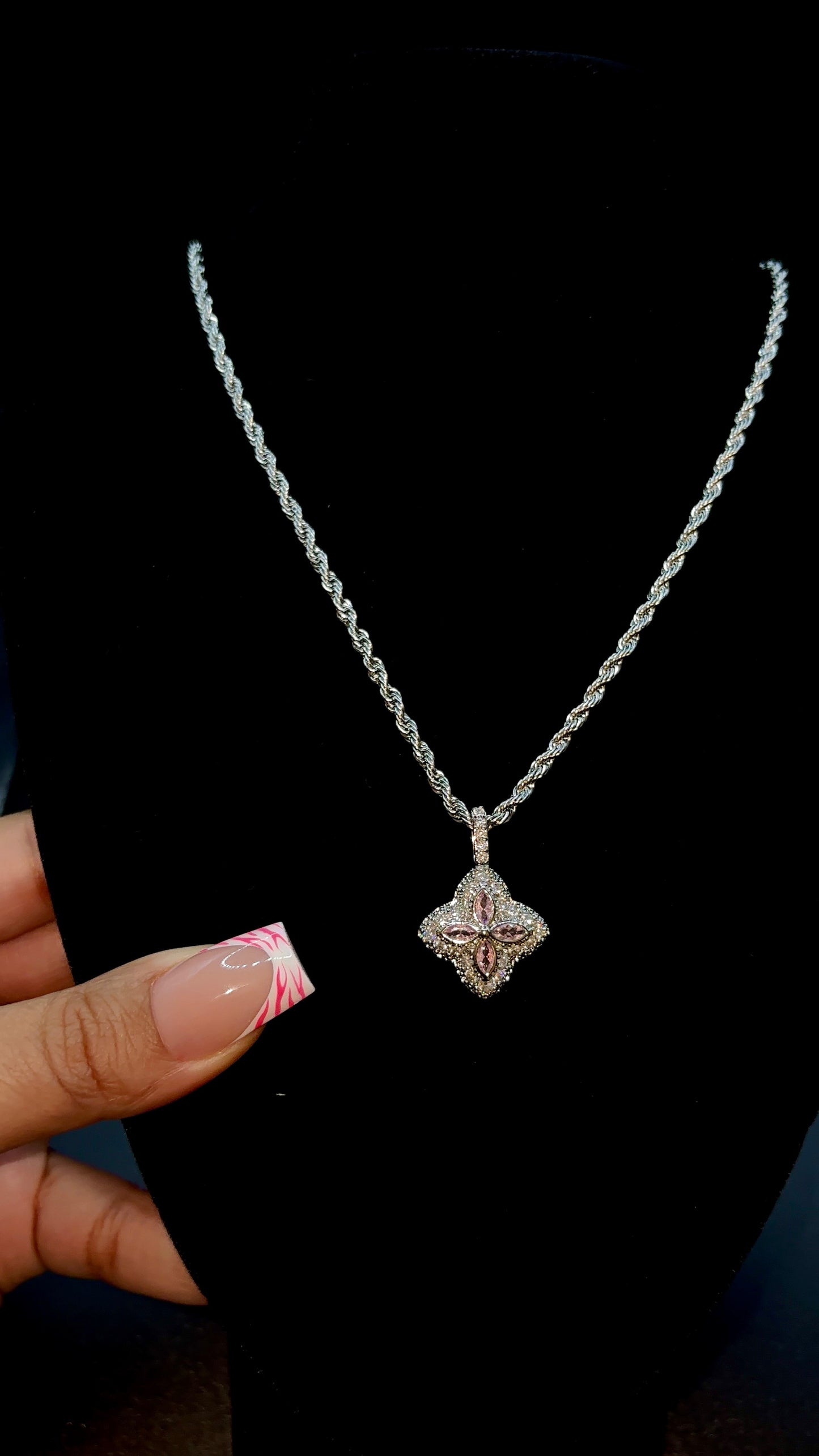 PINK CLOVER NECKLACE