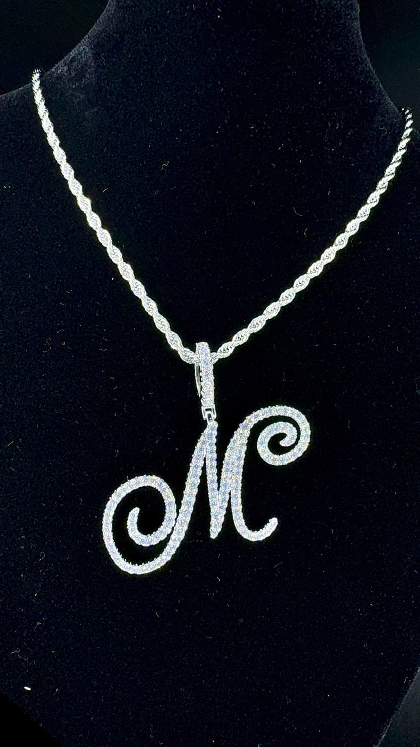 INITIAL PENDANT NECKLACE  (AVAILABLE 2/24/26)