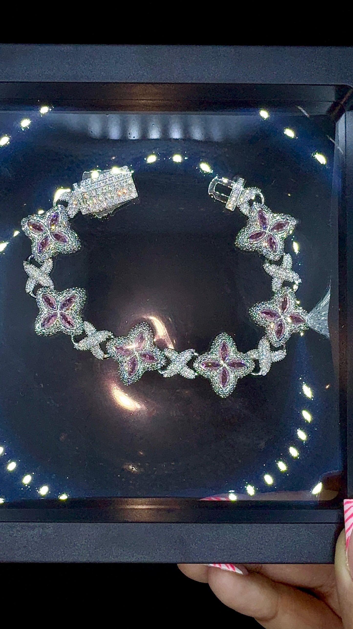 PINK CLOVER BRACELET
