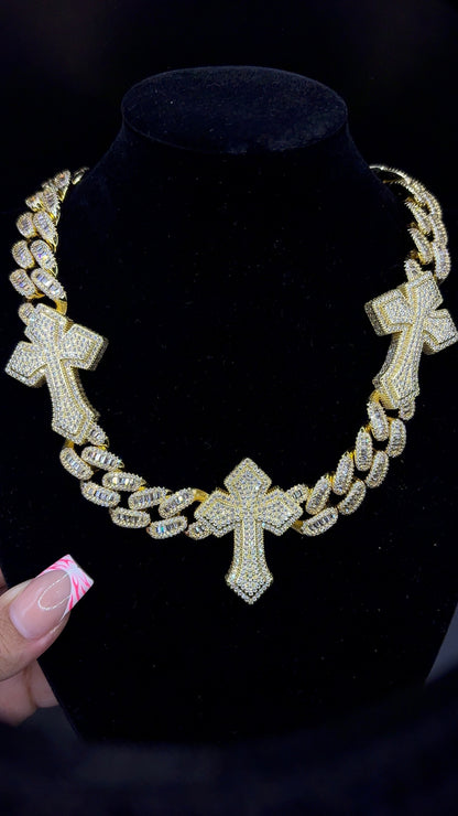 CUBAN CROSS NECKLACE