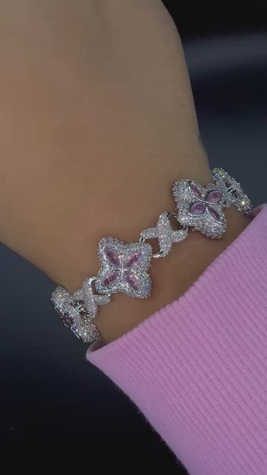 PINK CLOVER BRACELET
